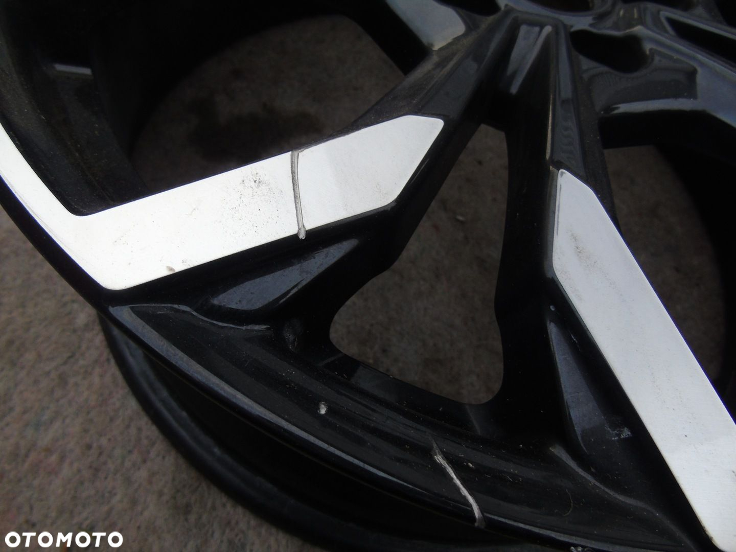 Ford Puma Focus IV felga aluminiowa L1TC-1007-H1A - 2