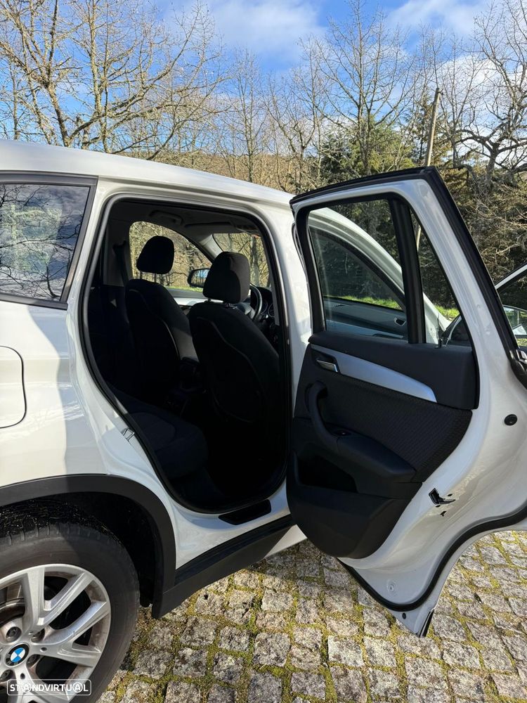 BMW X1 sDrive18i - 22