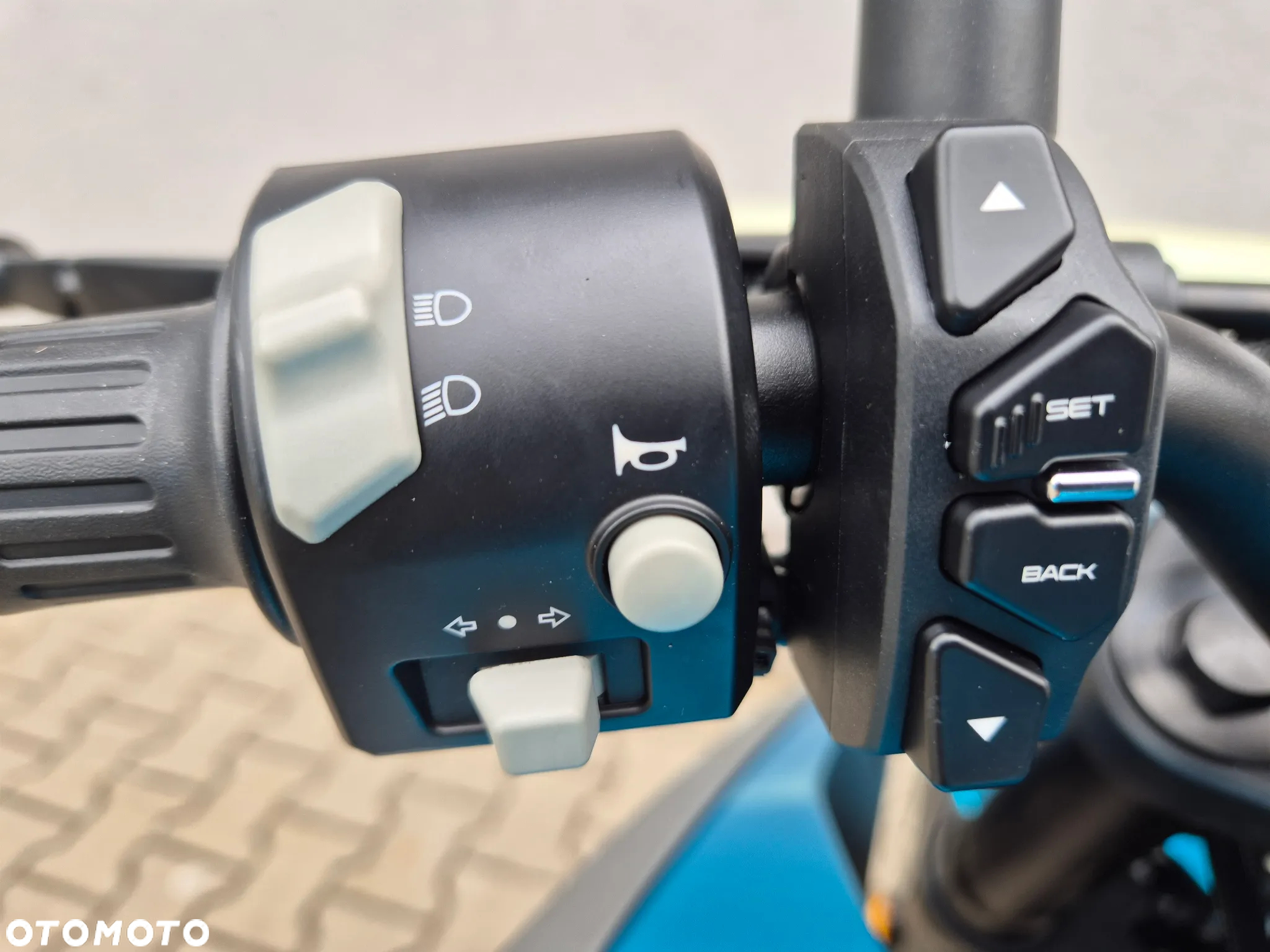 CFMoto NK - 16