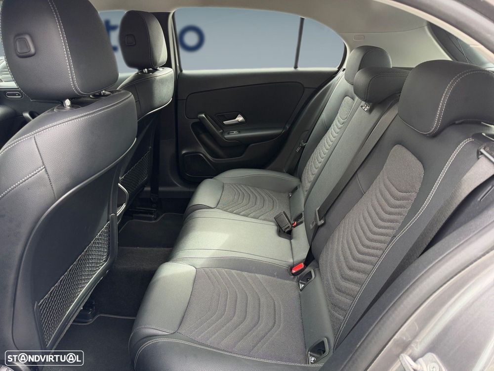 Mercedes-Benz A 200 - 8