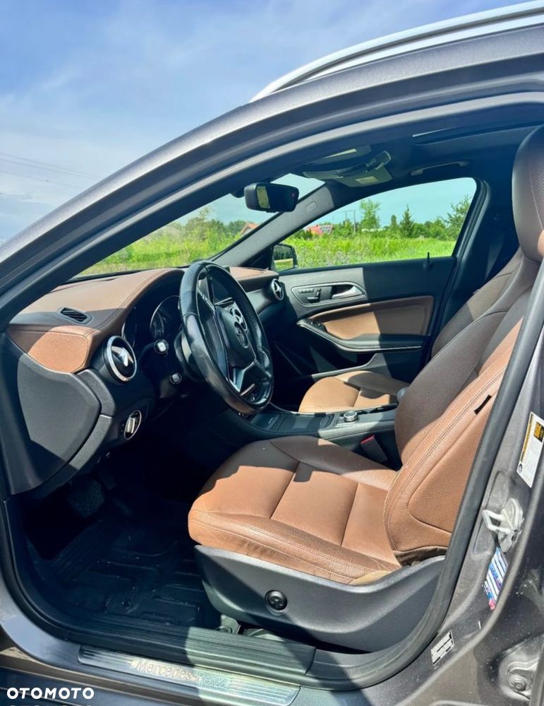 Mercedes-Benz GLA 250 4-Matic - 18