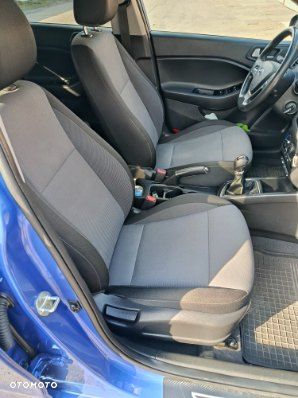 Hyundai i20 1.2 Comfort - 13