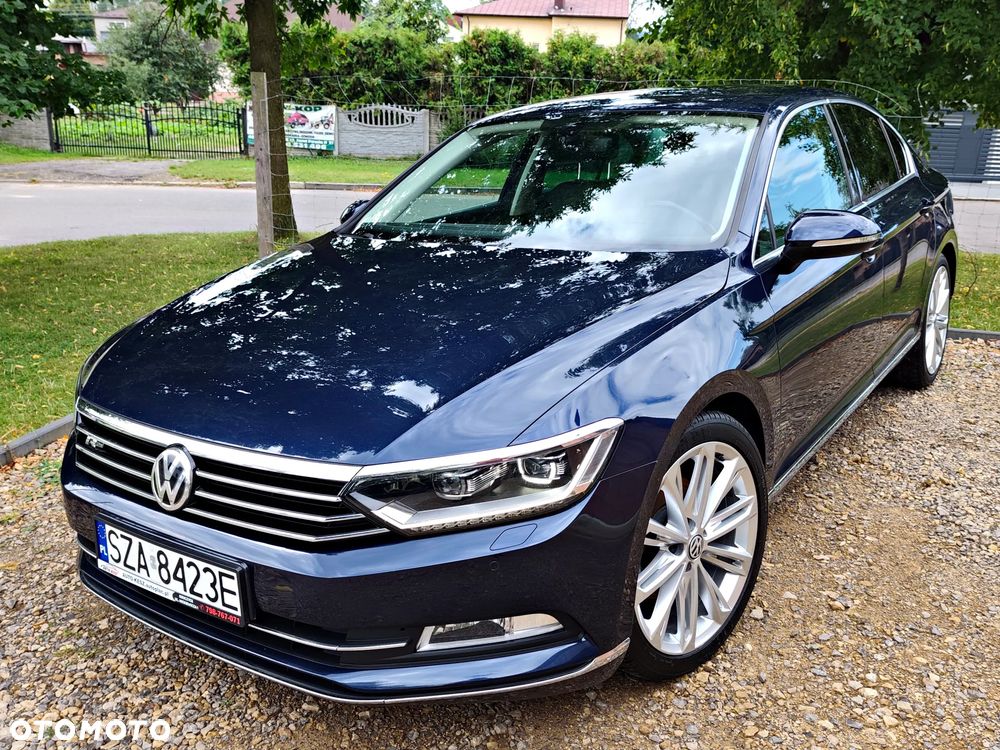 Volkswagen Passat - 12