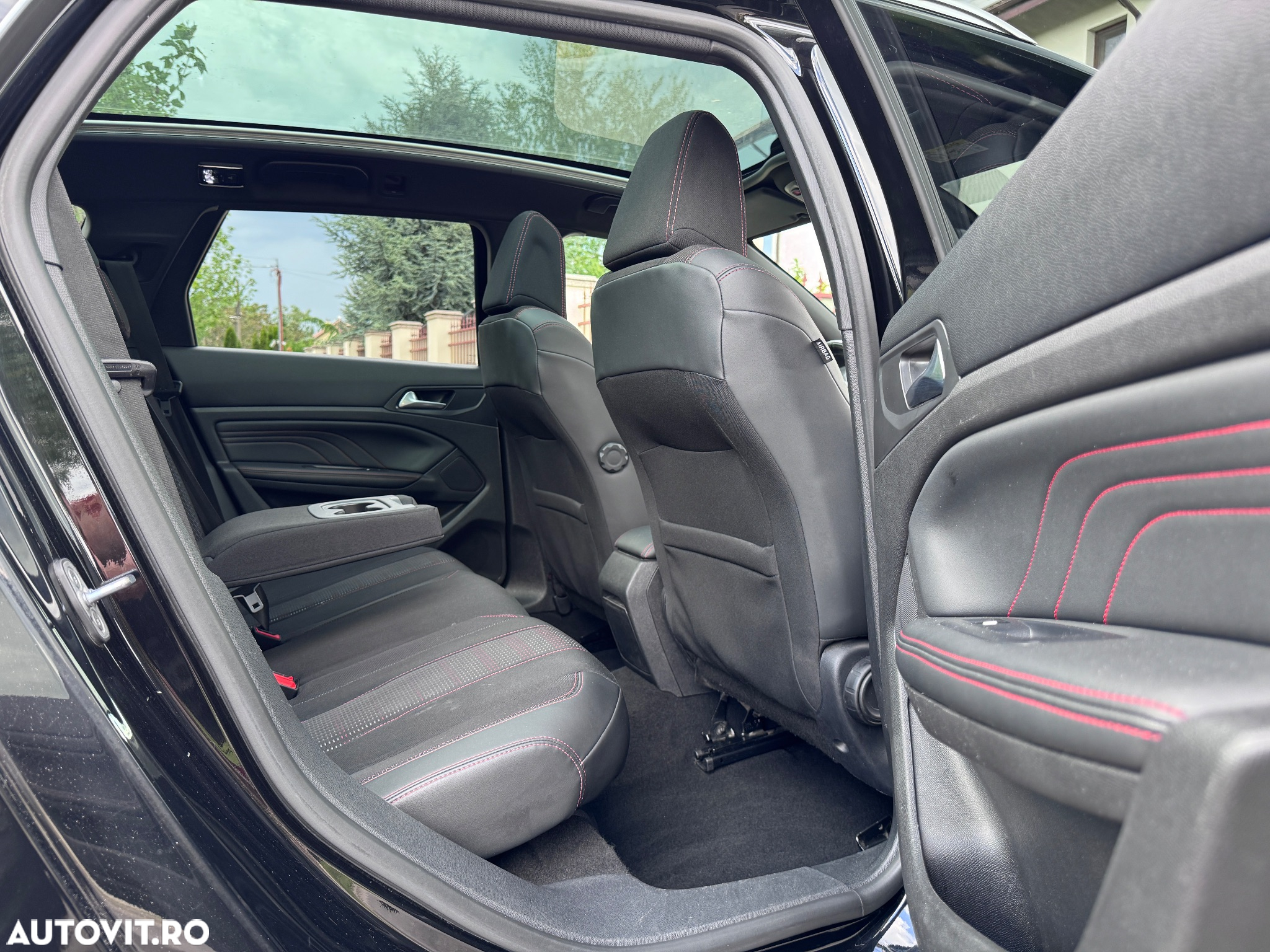 Peugeot 308 SW 1.5 BlueHDi FAP STT EAT8 Allure - 5