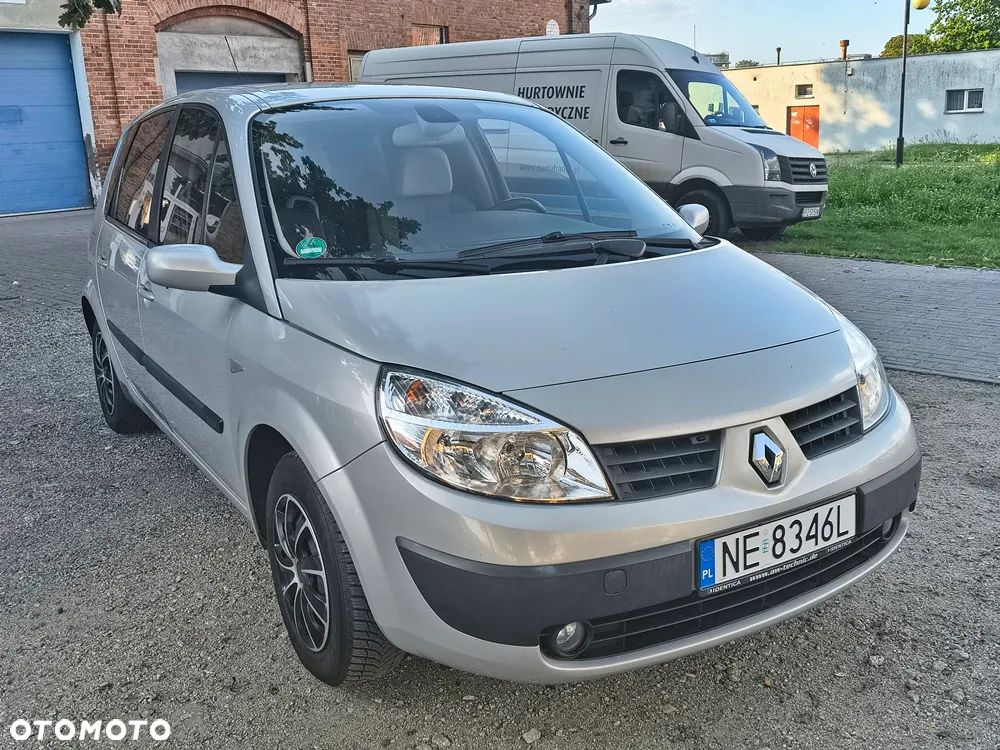 Renault Scenic 1.6 16V Confort Authentique - 9