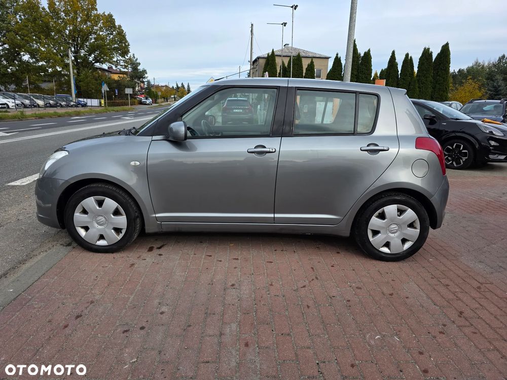 Suzuki Swift - 8