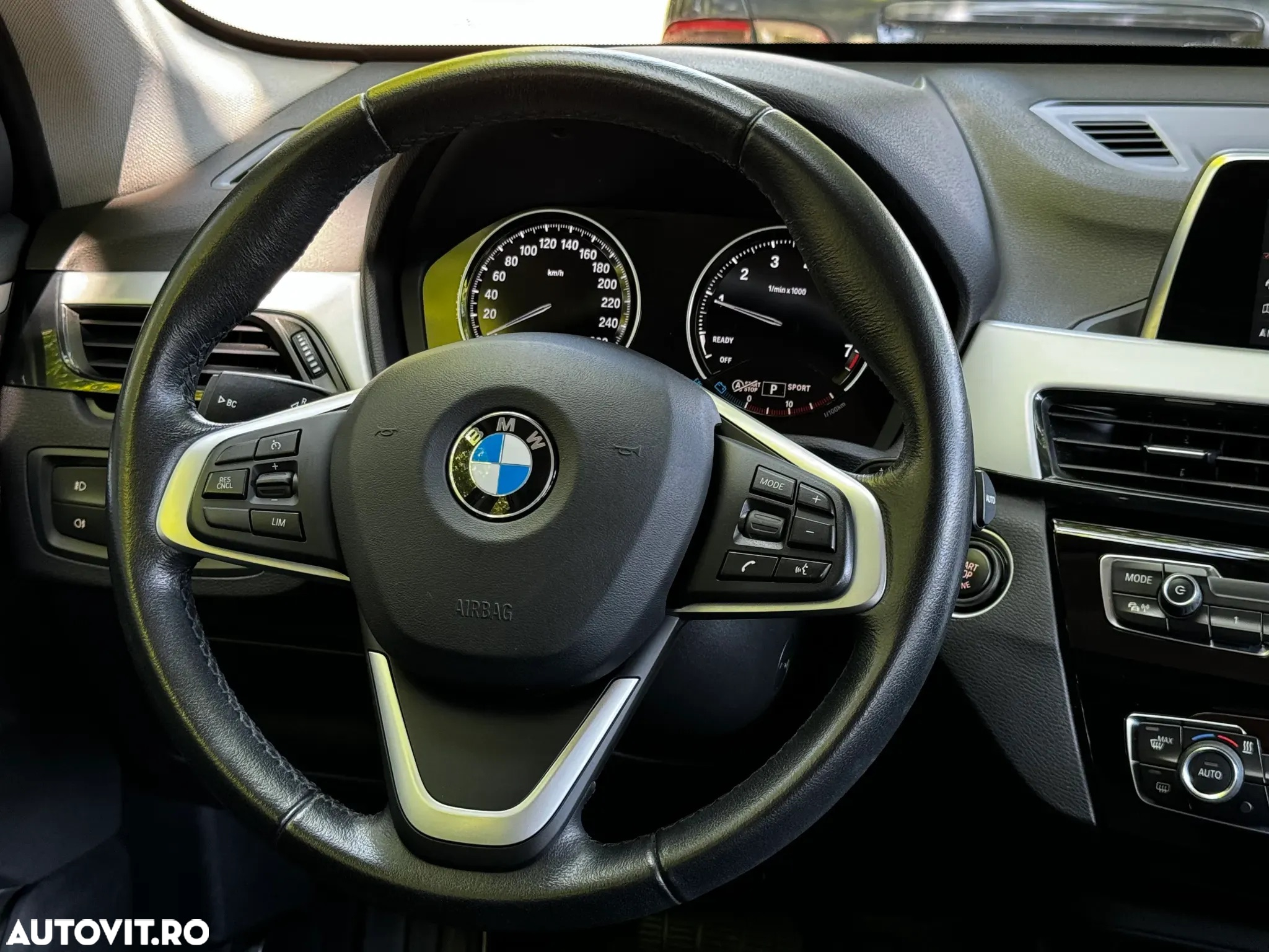 BMW X1 - 13