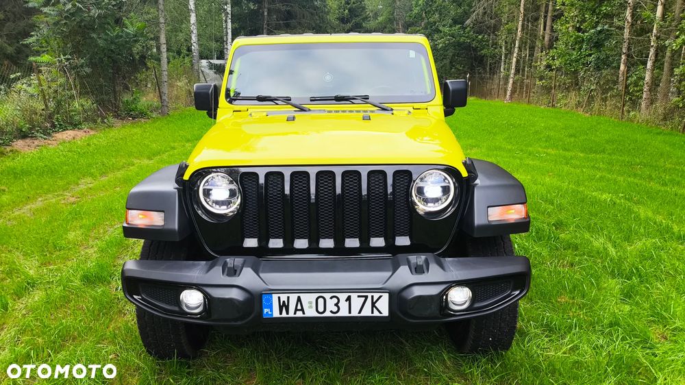 Jeep Wrangler - 12