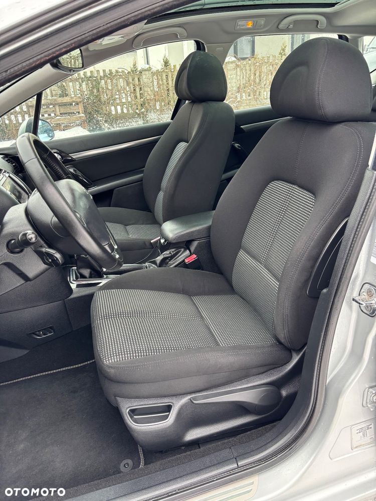 Peugeot 407 2.0 Premium - 13