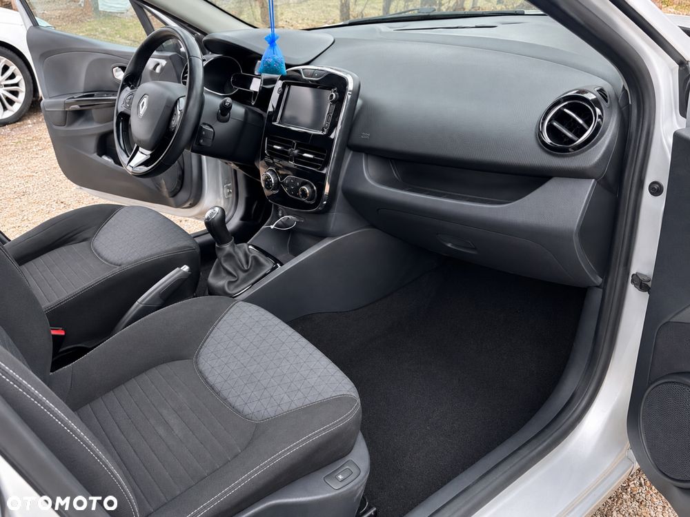 Renault Clio - 7