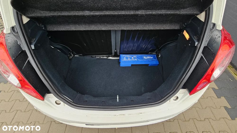 Ford KA 1.2 Titanium (air4) - 21