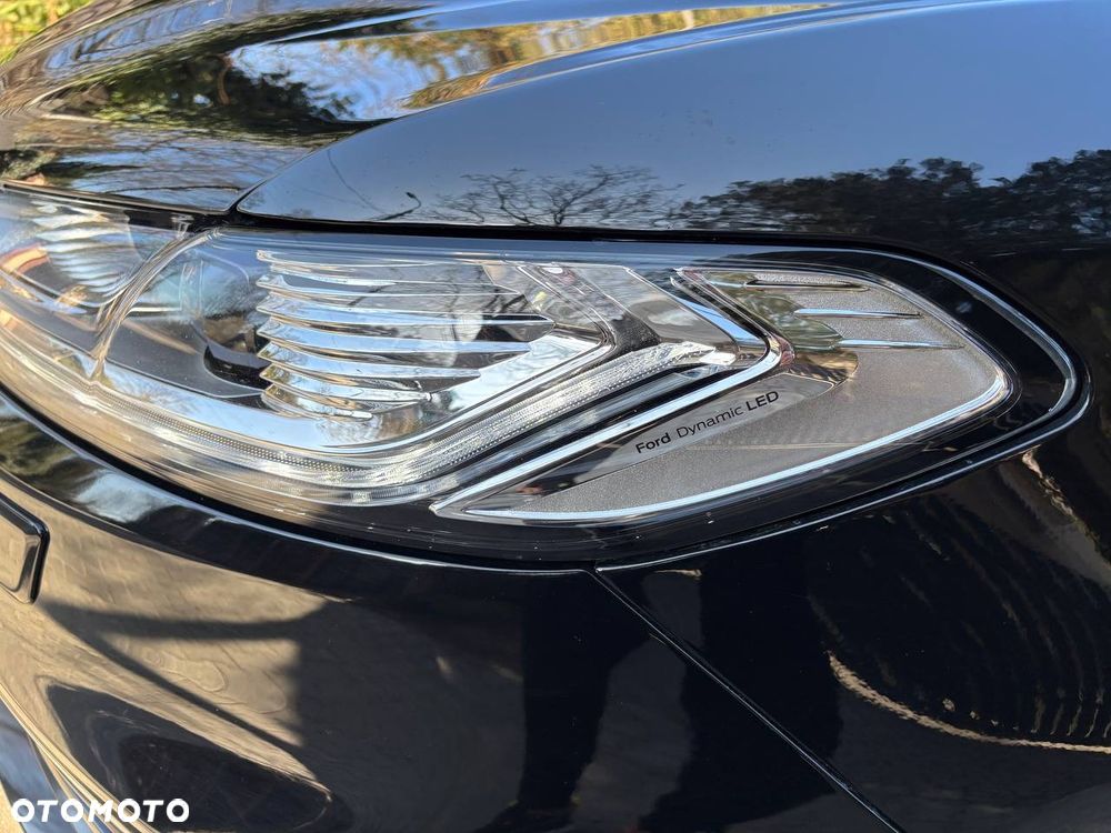 Ford Mondeo 2.0 Hybrid Titanium - 16