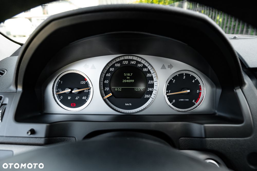 Mercedes-Benz Klasa C 200 CDI DPF Avantgarde - 30