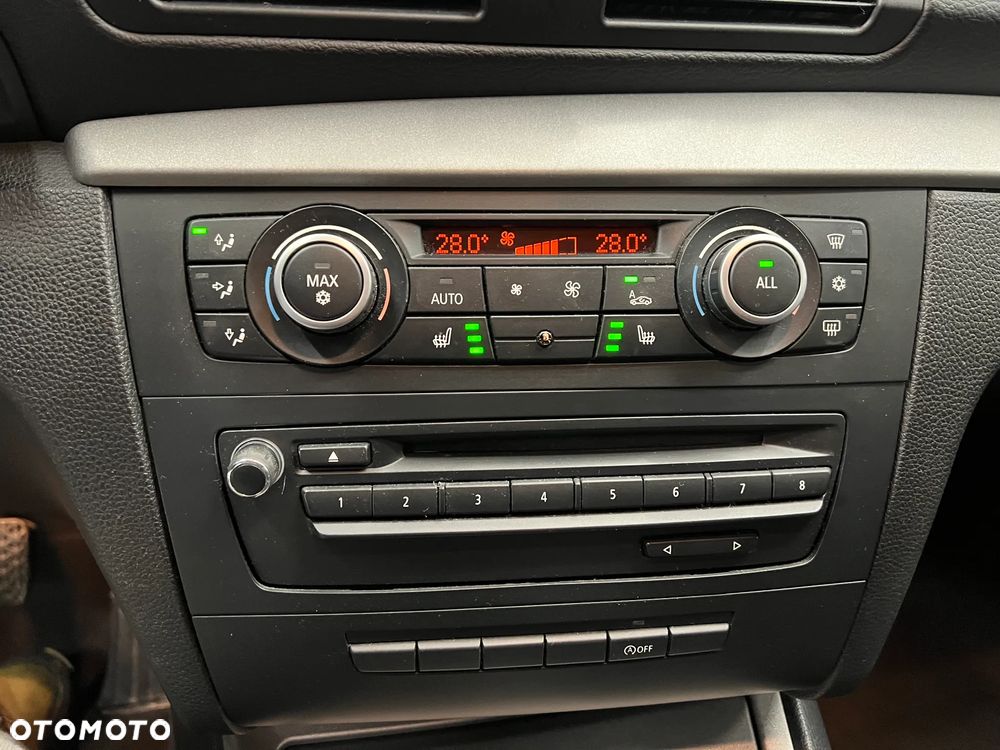 BMW Seria 1 118d - 25