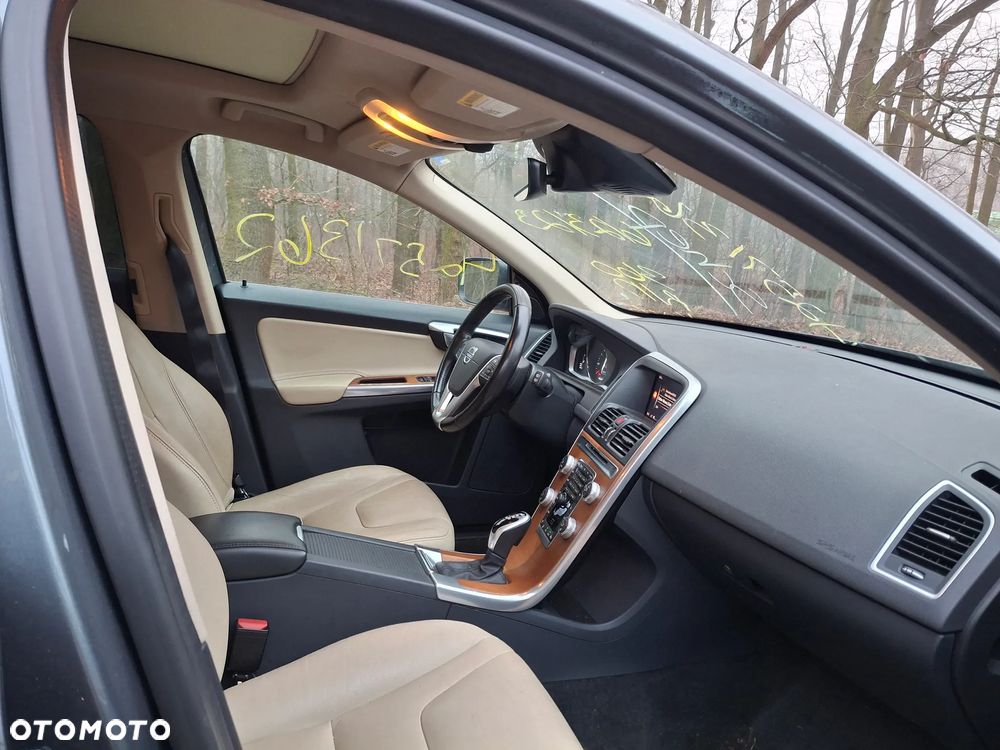 Volvo XC 60 T6 AWD Geartronic Linje Inscription - 3