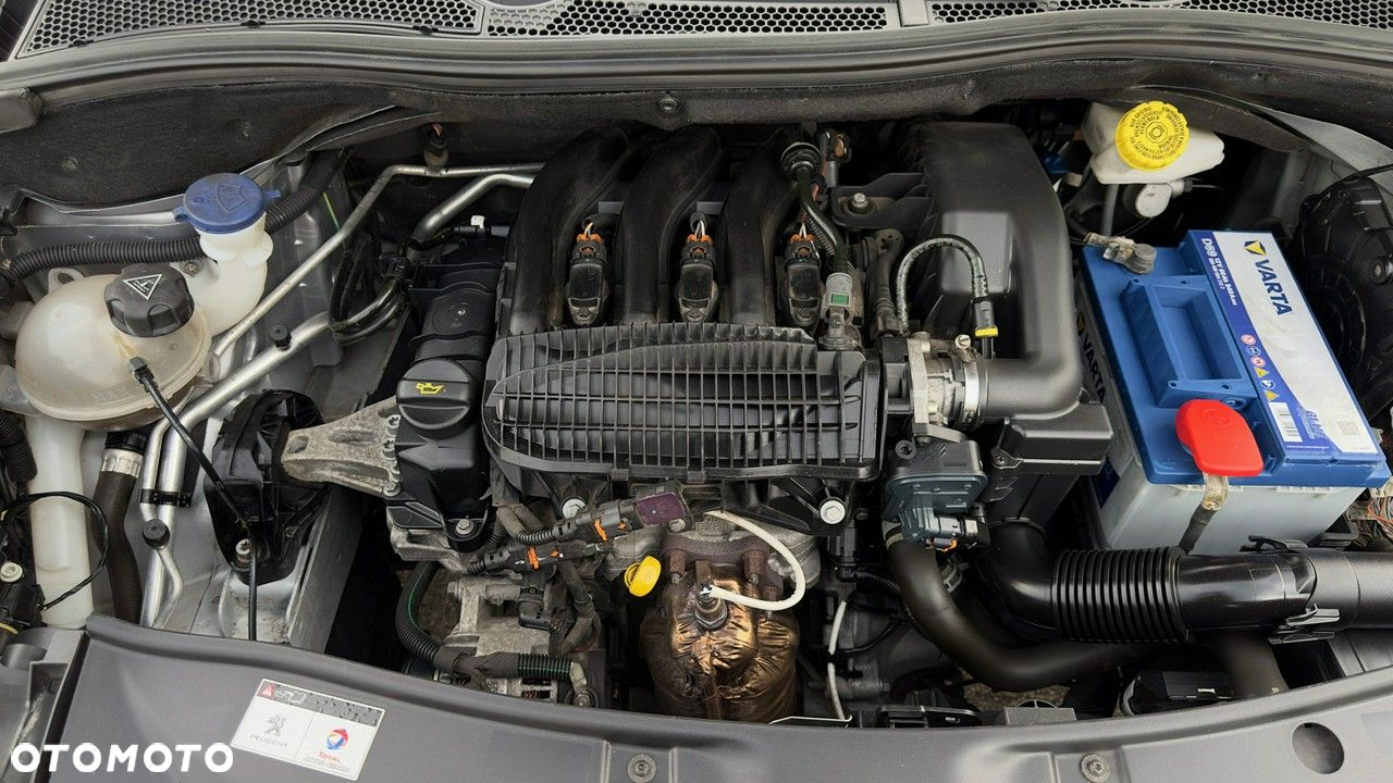 Peugeot 2008 1.2 Pure Tech Style - 30