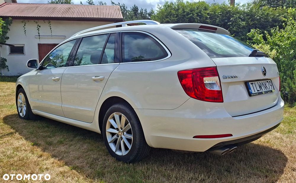 Skoda Superb 2.0 TDI Ambition - 7
