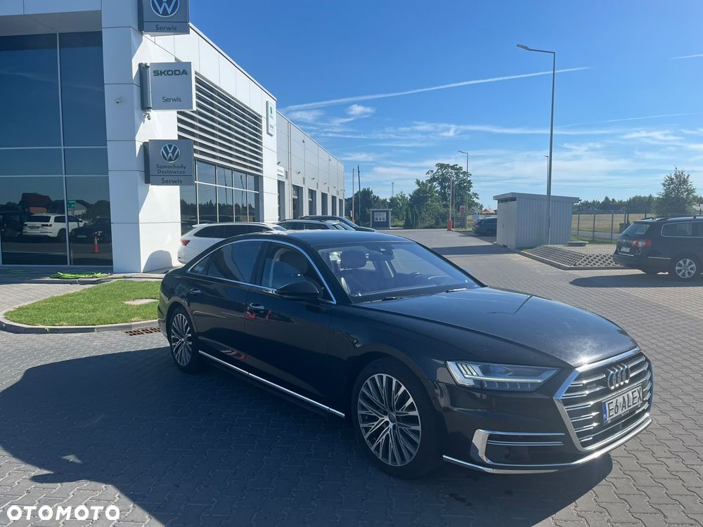 Audi A8 - 1