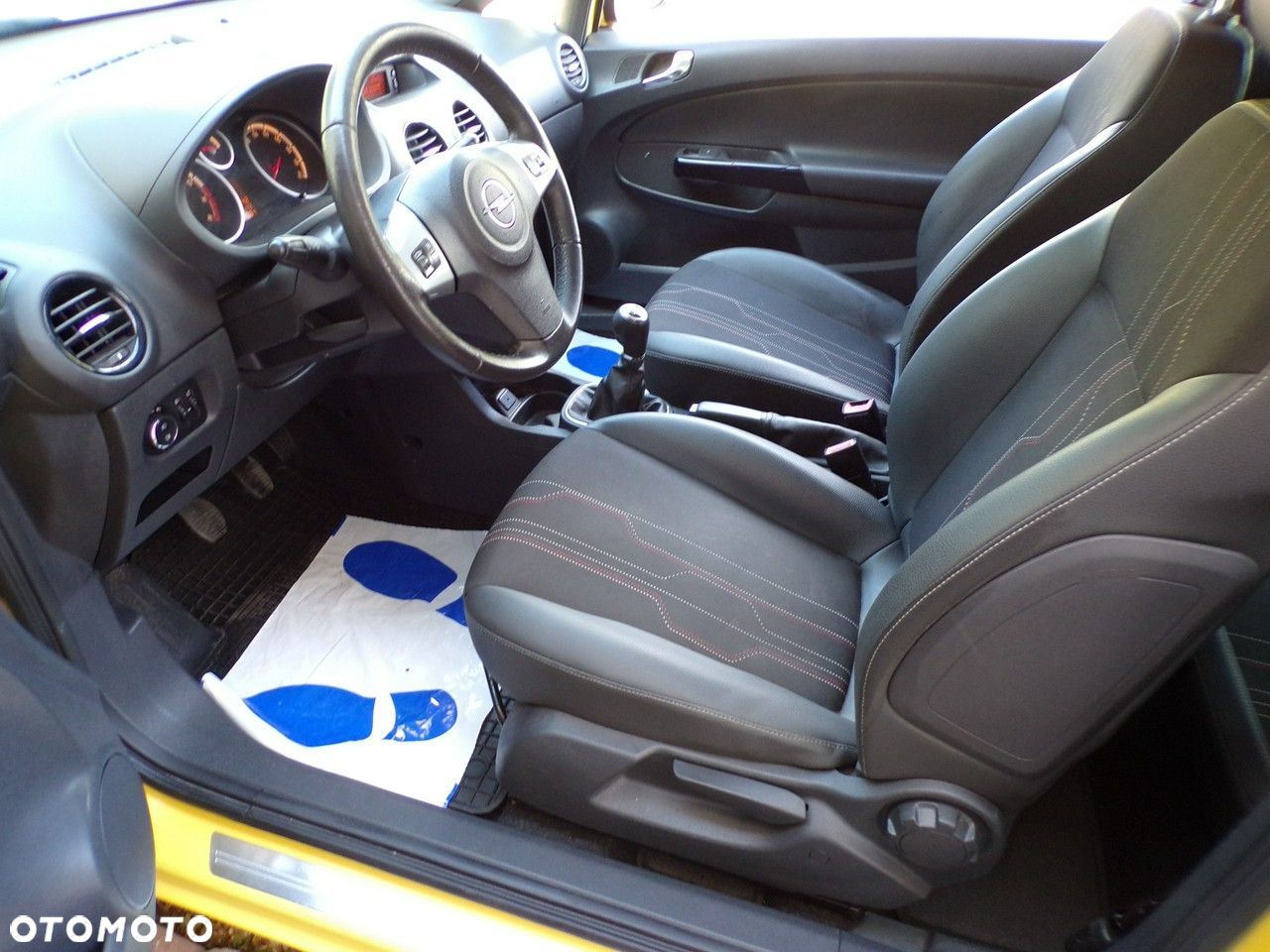 Opel Corsa 1.2 16V EcoFLEX Start-Stop 150 Jahre - 16