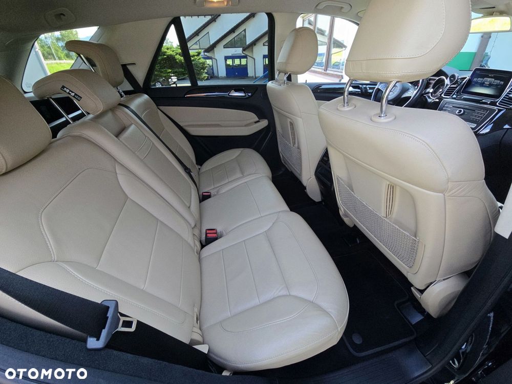 Mercedes-Benz GLE - 15