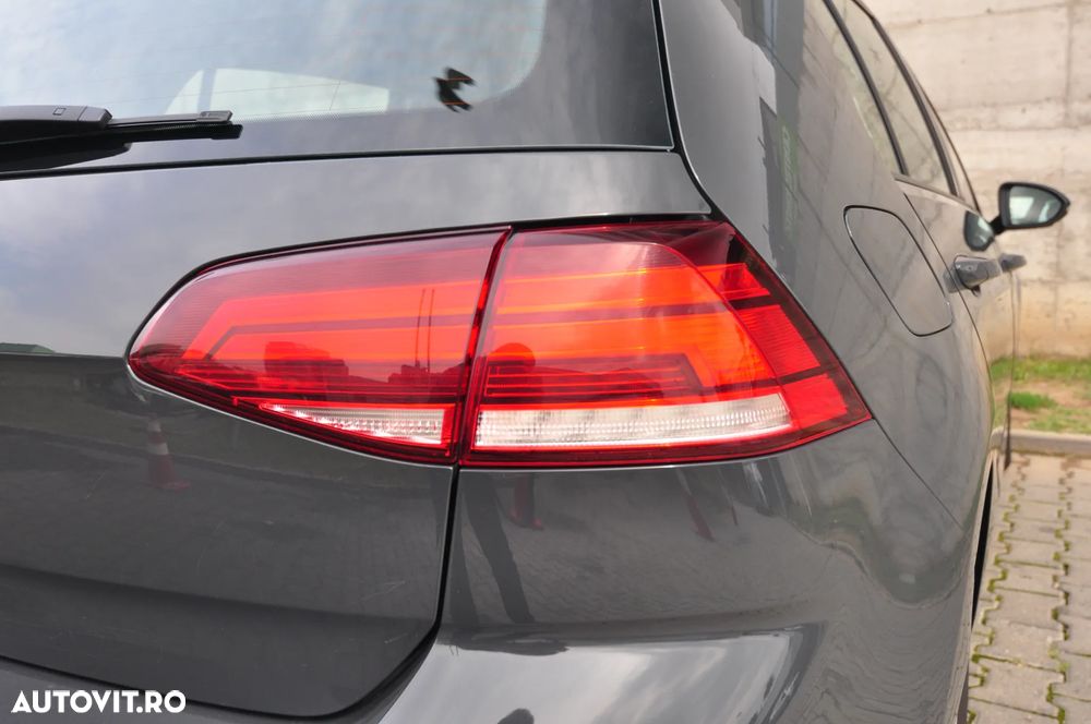 Volkswagen Golf 1.6 TDI (BlueMotion Technology) Comfortline - 13