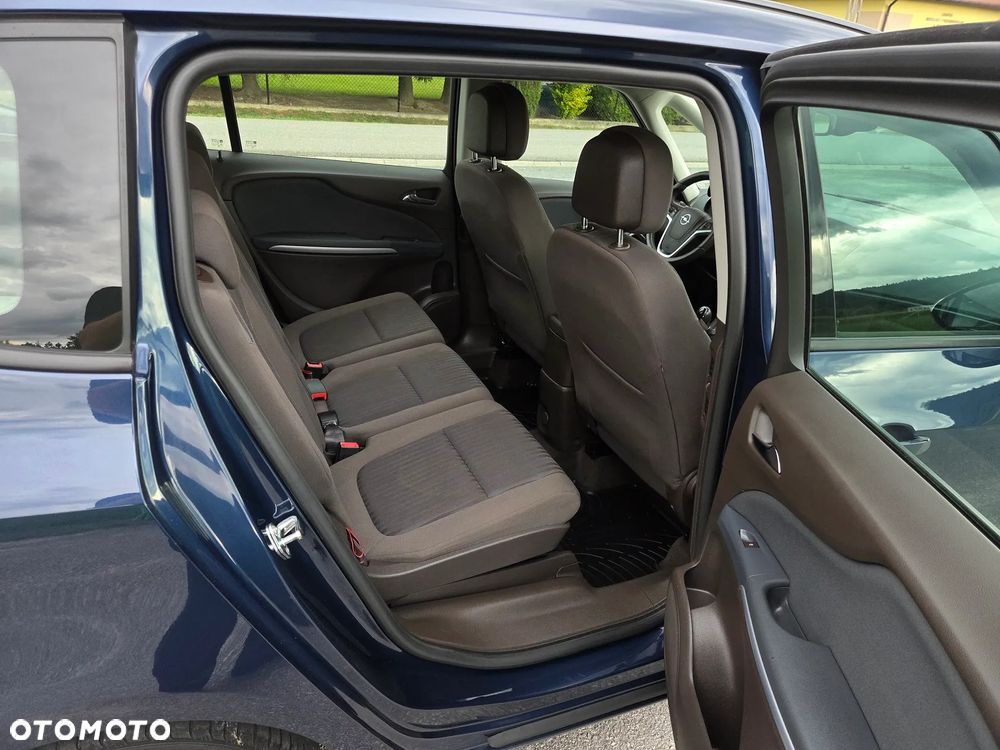 Opel Zafira 1.4 Turbo Business Edition - 17