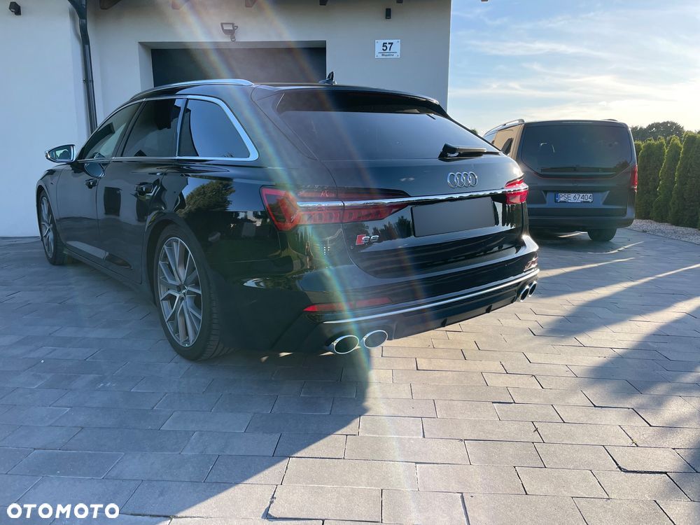 Audi S6 Avant - 12