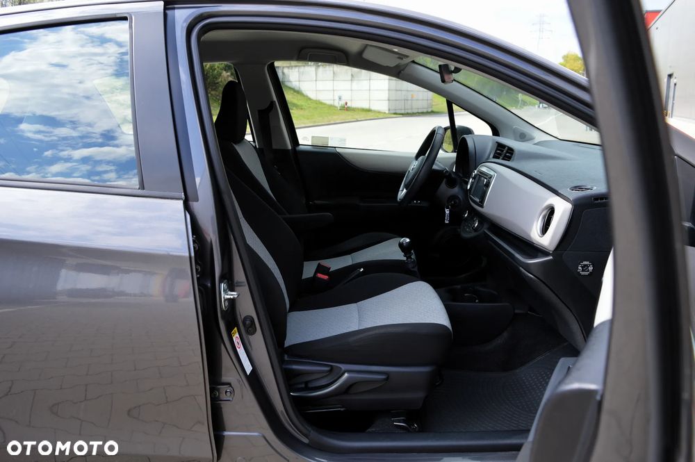 Toyota Yaris 1.33 Prestige - 11