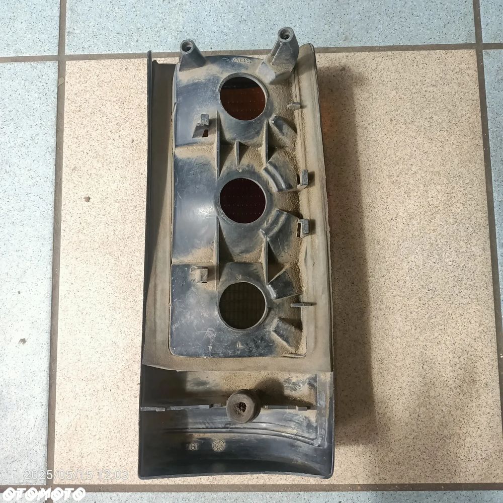 Lampa lewy i prawy tył Opel Kadett D kombi - 17