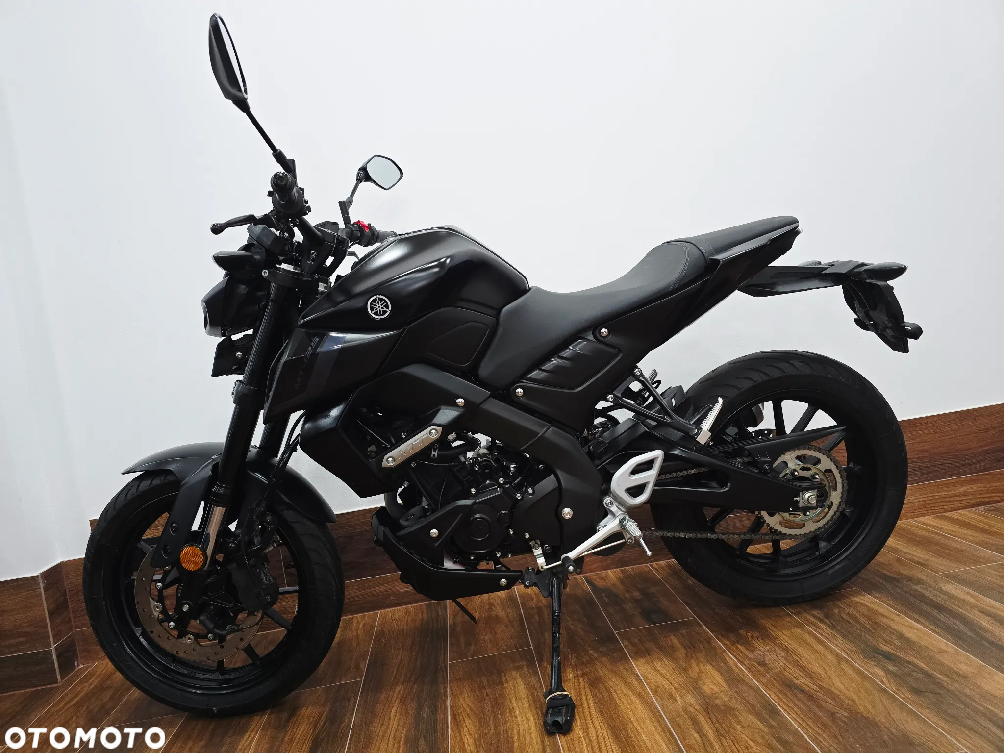 Yamaha MT - 5