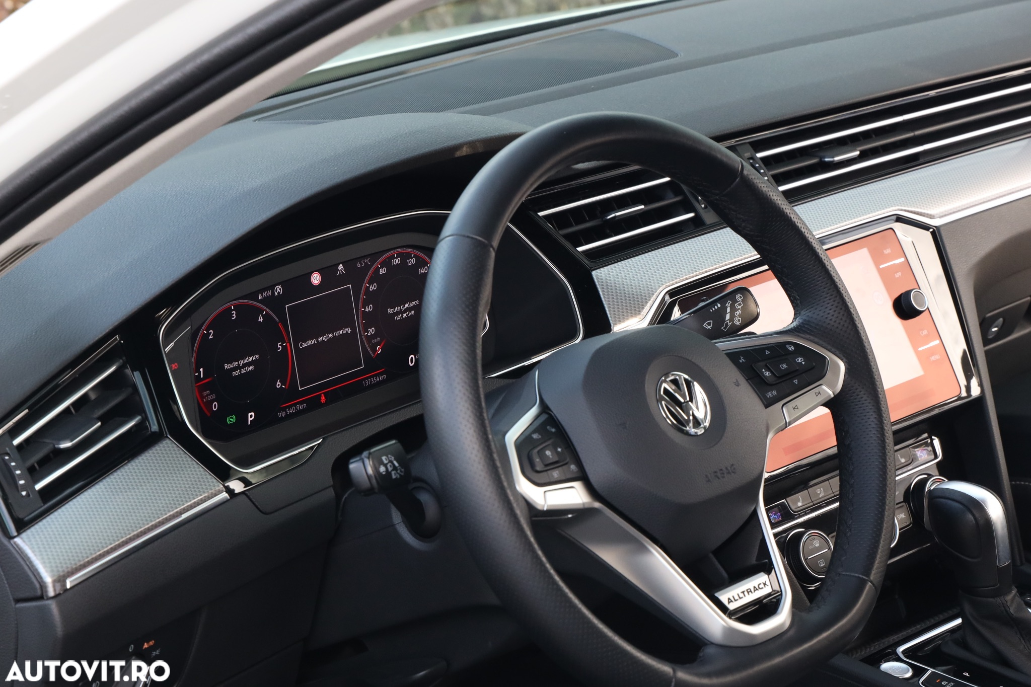 Volkswagen Passat Alltrack 2.0 TDI DSG 4Motion - 13
