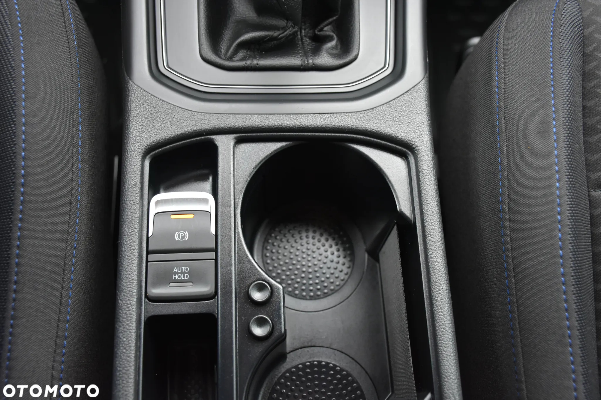 Volkswagen Touran 2.0 TDI SCR UNITED - 16