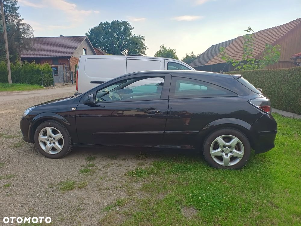 Opel Astra 1.6 Enjoy - 1