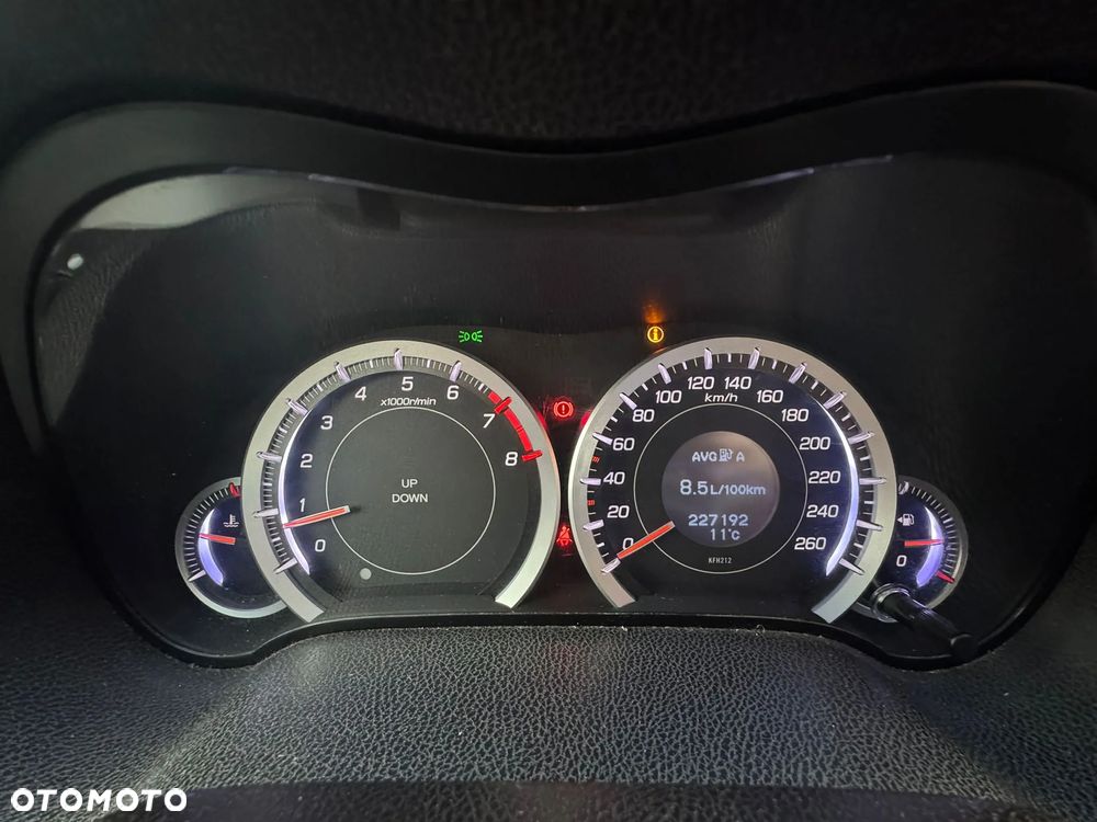 Honda Accord 2.0 Executive Navi - 22