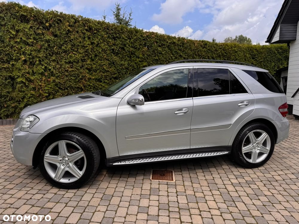 Mercedes-Benz ML 500 4-Matic - 5