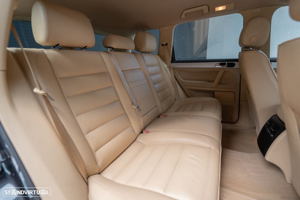VW Touareg 2.5 TDi Tiptronic - 25