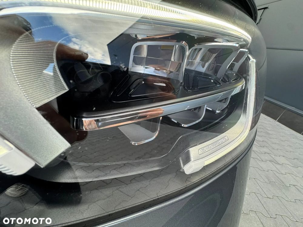 Mercedes-Benz GLC 300 4-Matic - 24