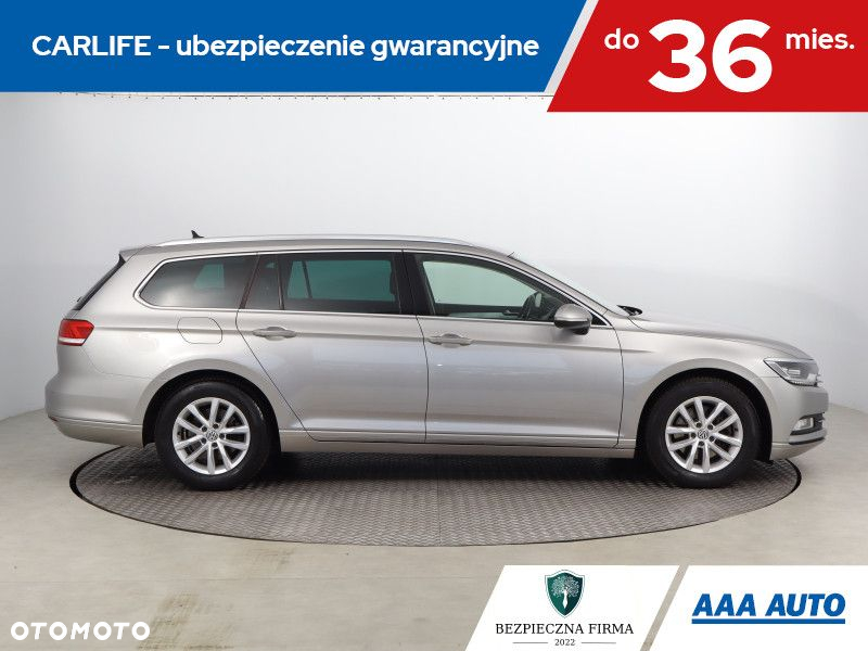 Volkswagen Passat - 7
