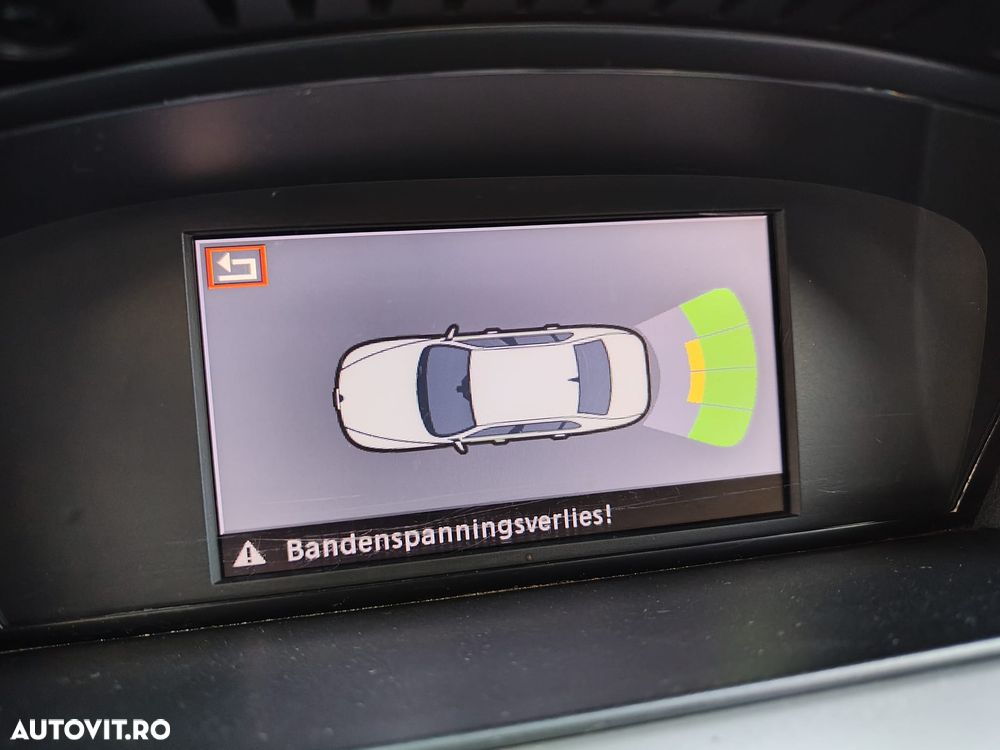 BMW Seria 3 318i Edition Sport - 27