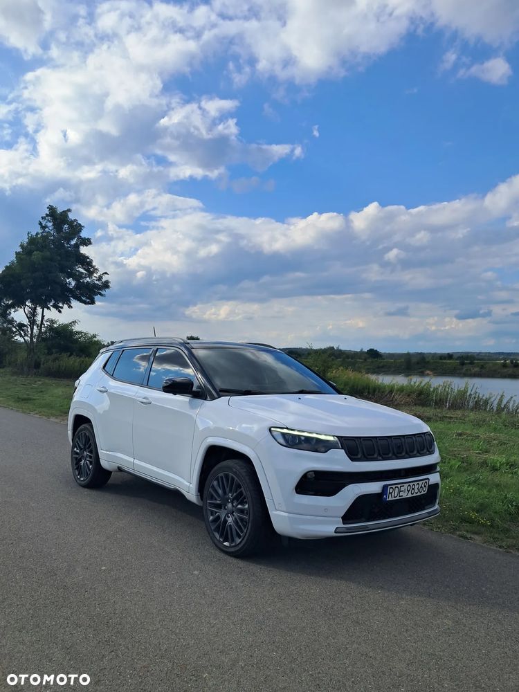 Jeep Compass - 22