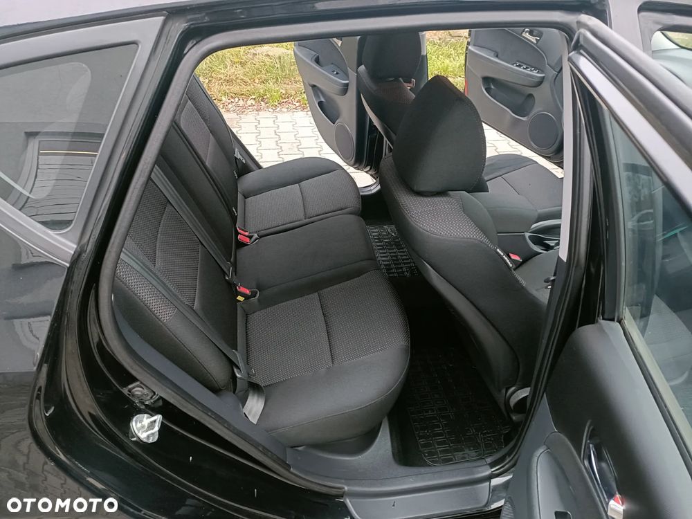 Hyundai i30 1.6 CRDi Edition 20 - 14