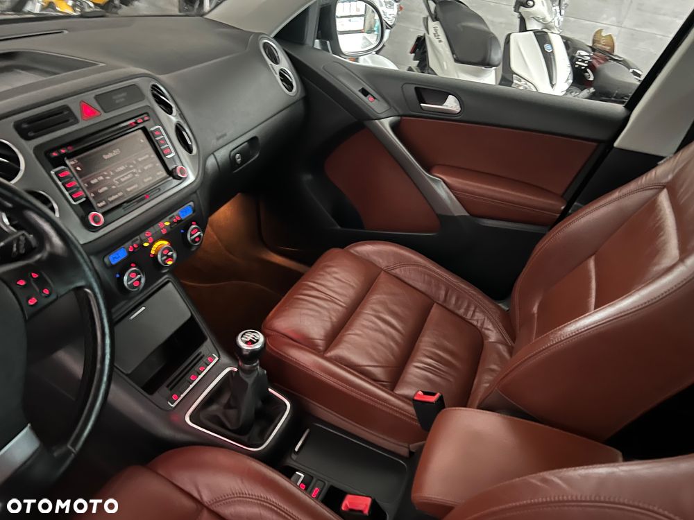 Volkswagen Tiguan 2.0 TDI DPF BlueMotion Technology Freestyle - 15