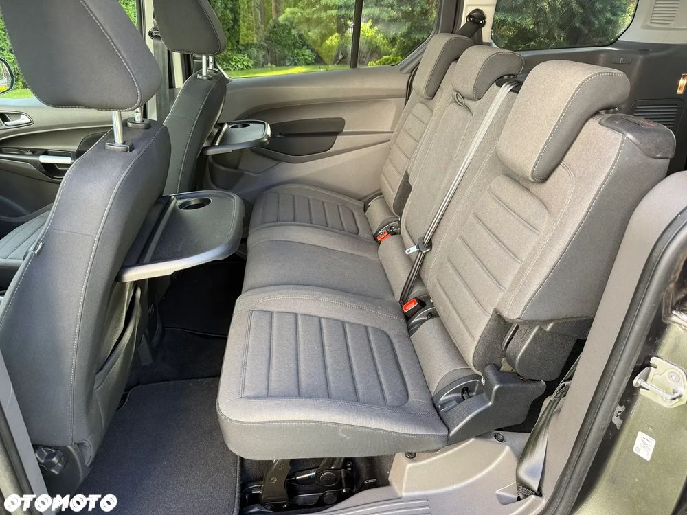 Ford Tourneo Connect Grand - 9