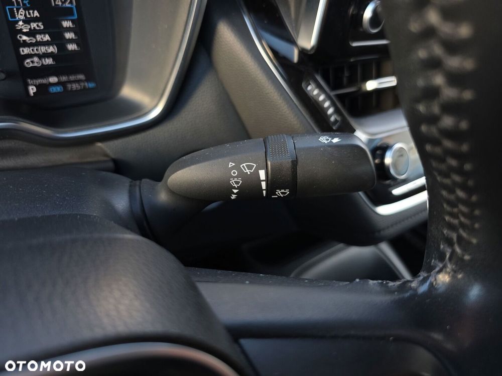 Toyota Corolla 1.8 Hybrid Comfort - 19