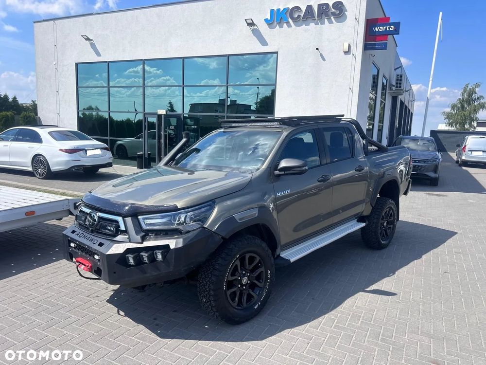Toyota Hilux 2.8 D-4D Double Cab Invincible Sport 4x4 - 1