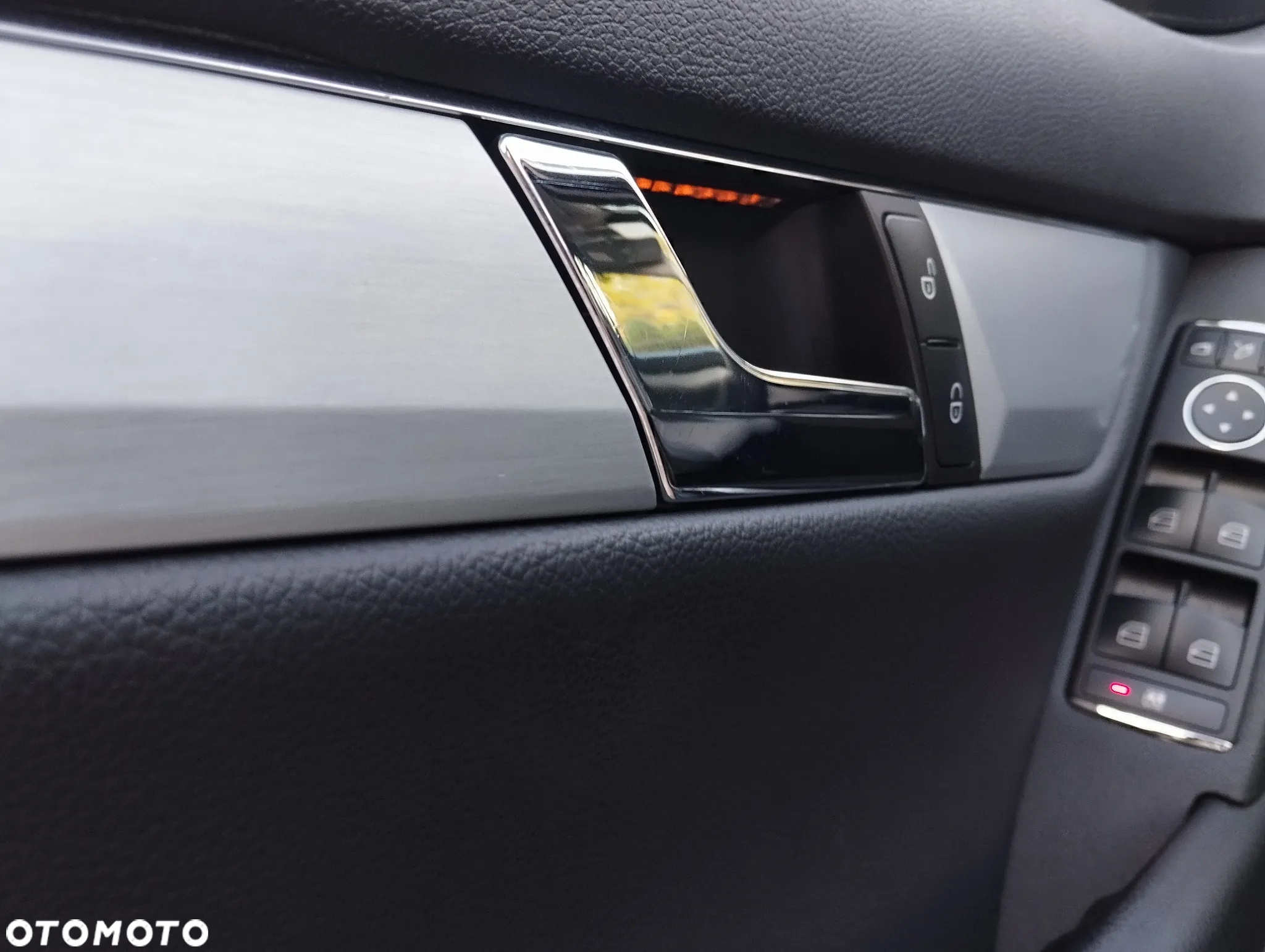 Mercedes-Benz Klasa C 180 Kompressor Avantgarde - 27