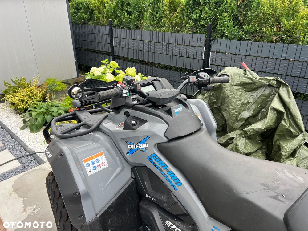 Can-Am Outlander Max - 5