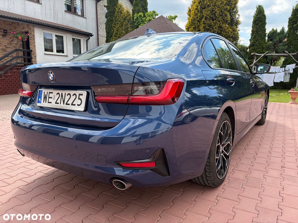 BMW Seria 3 318d - 5