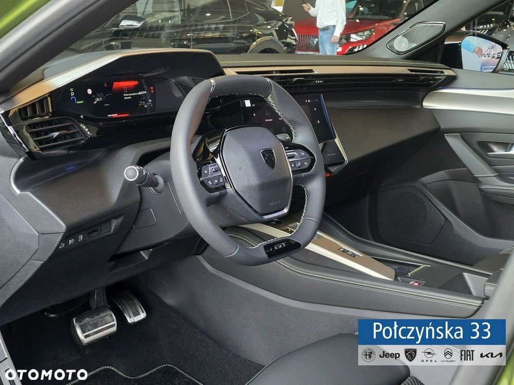 Peugeot 408 - 10