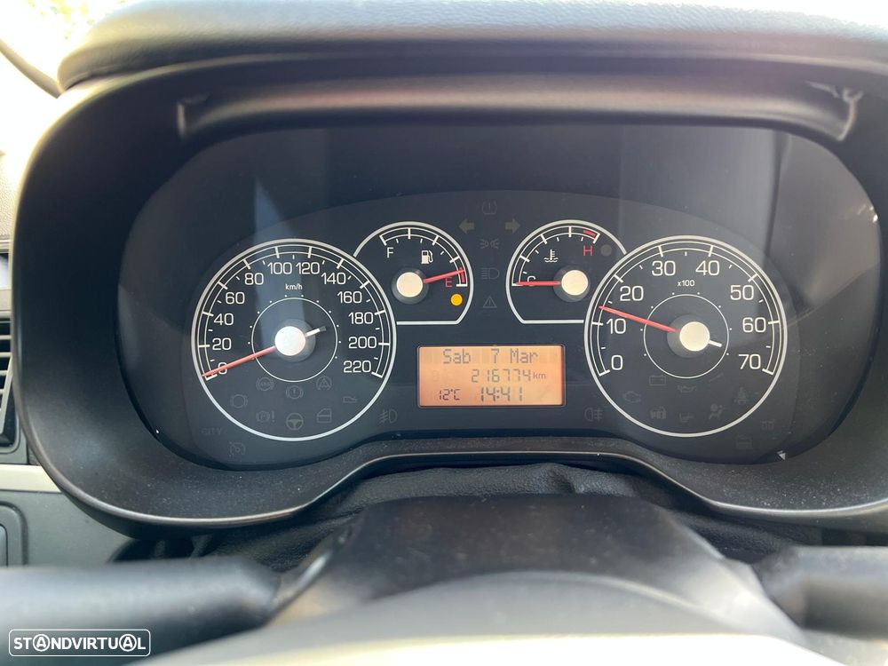 Fiat Grande Punto 1.2 Dynamic 280 - 11